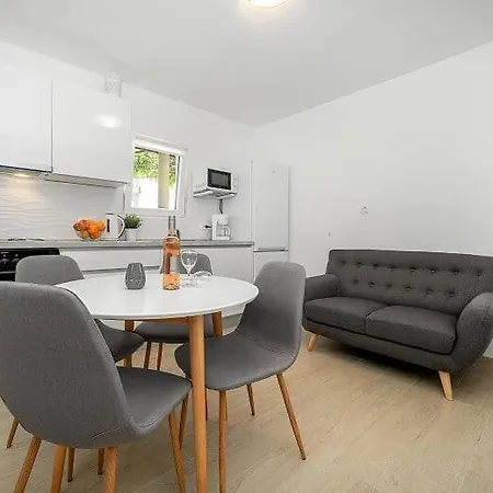Sunshine Sovlje Apartment Tribalj