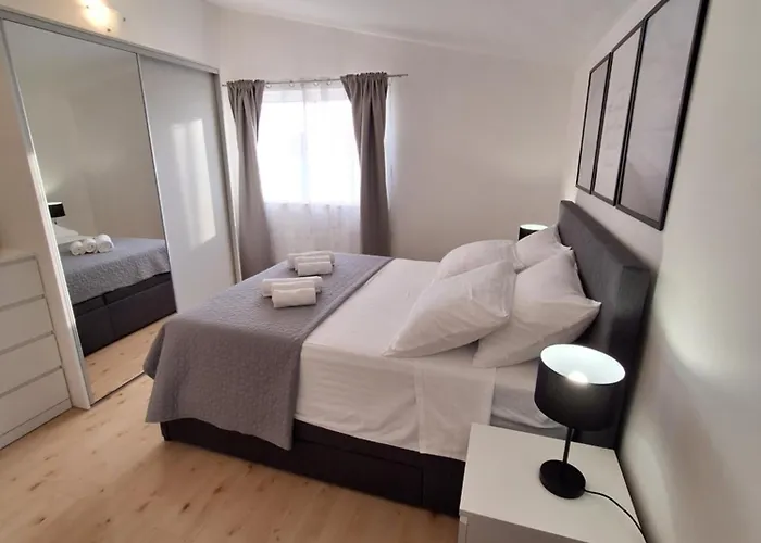 Daire Sunshine Sovlje *